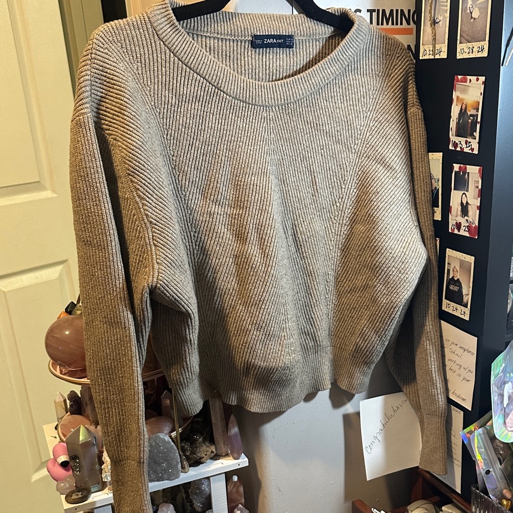 Zara Women's Beige Crew Neck Sweater